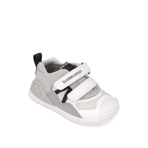 Deportiva Detalle Negro